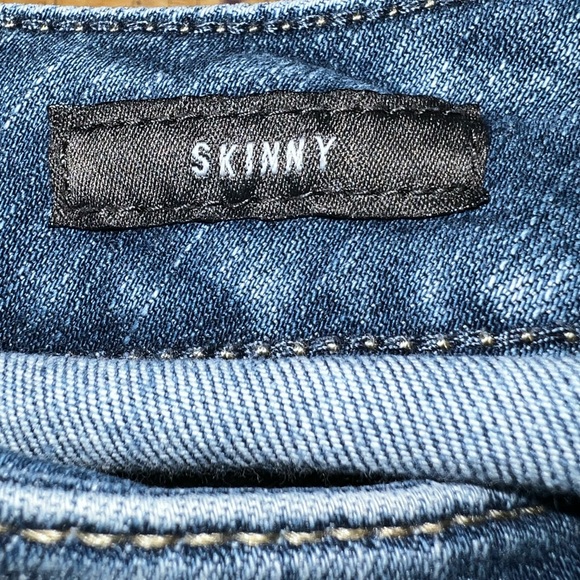 Torrid Skinny Jeans. - Picture 4 of 4